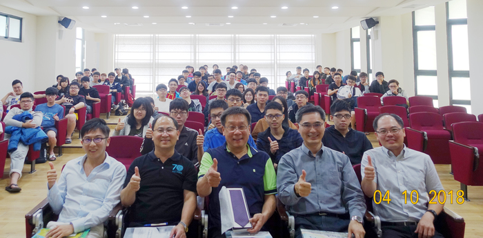 [演講]Engaging Learners From Videogames to Cross Reality Collaborations圖片